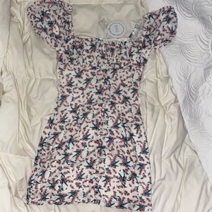 BRAND NEW floral summer dress, size xs